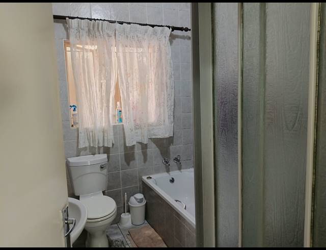 3 BEDROOM SIMPLEX FOR SALE IN TERENURE